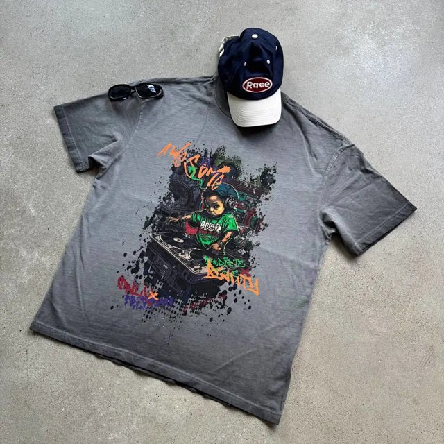 Washed Cartoon Graphic Tee: seller detail photo 9