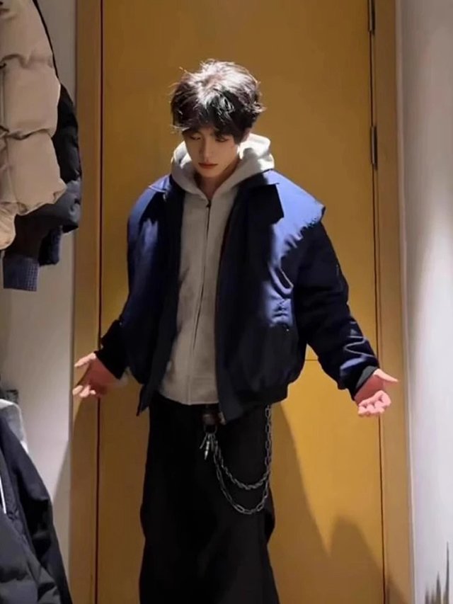 Clean Fit Bomber Jacket: seller detail photo 3
