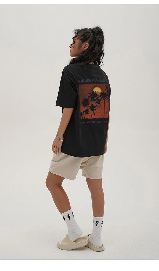 Sunset Graphic Oversized Tee: seller detail photo 8