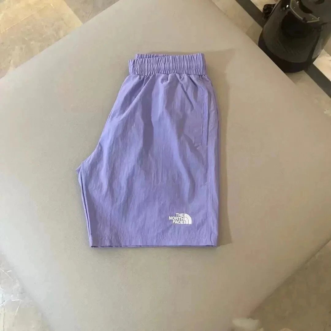 The North Face Shorts Elastic-Waist image 7