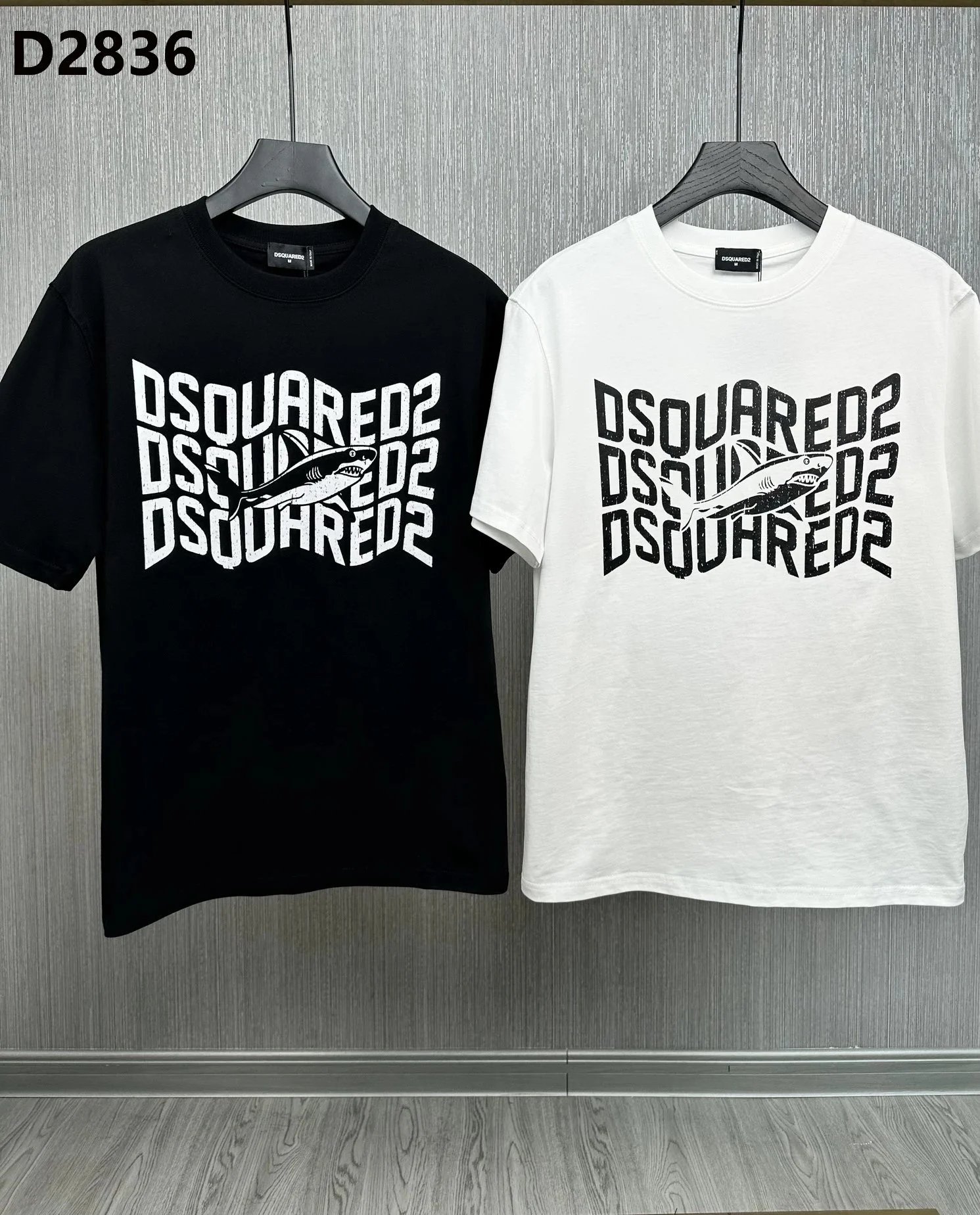 Dsquared2 T-Shirts Logo Print — 37 White (one piece)
