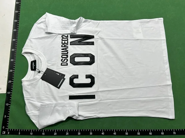 Dsquared2 T-Shirts Logo Print product detail image 2