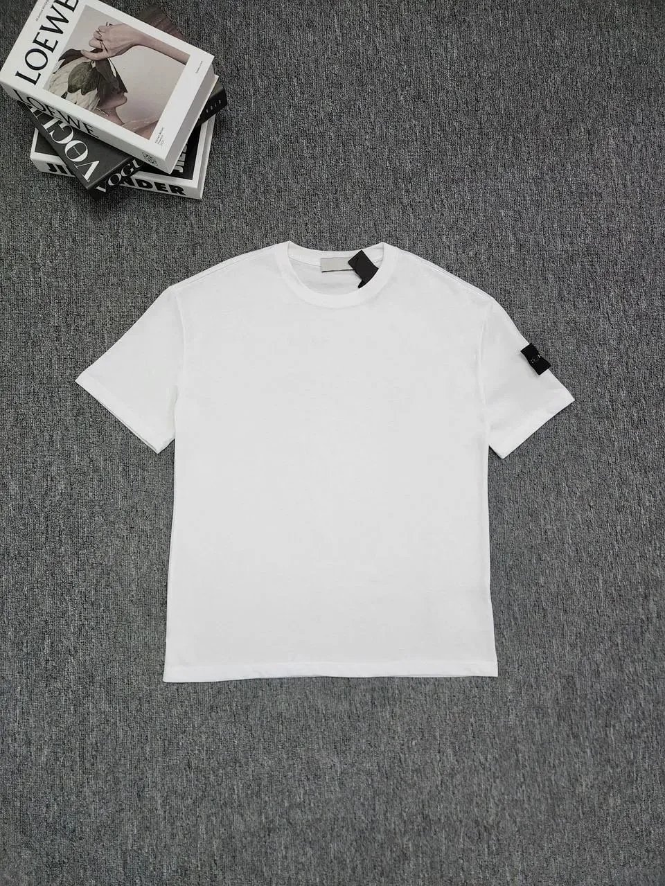 Stone Compass Sleeve Badge Solid Color Short-Sleeve Tee Unisex Casual Loose Fit