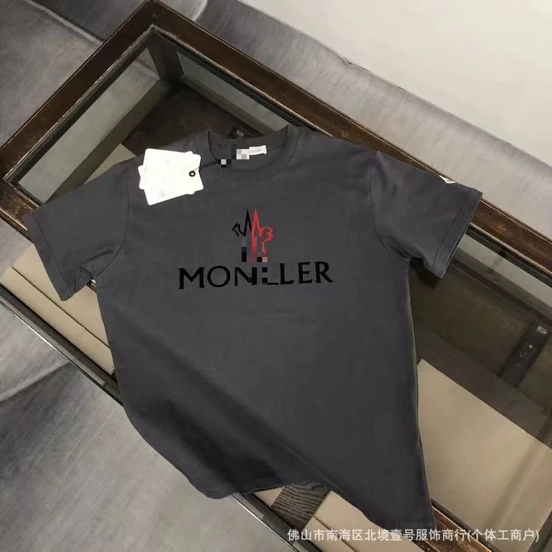 Moncler T-Shirts Logo-Print Crewneck T-Shirt — Dark gray middle fire