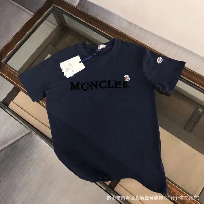 Moncler T-Shirts Logo-Print Crewneck T-Shirt — On navy-blue embroidery