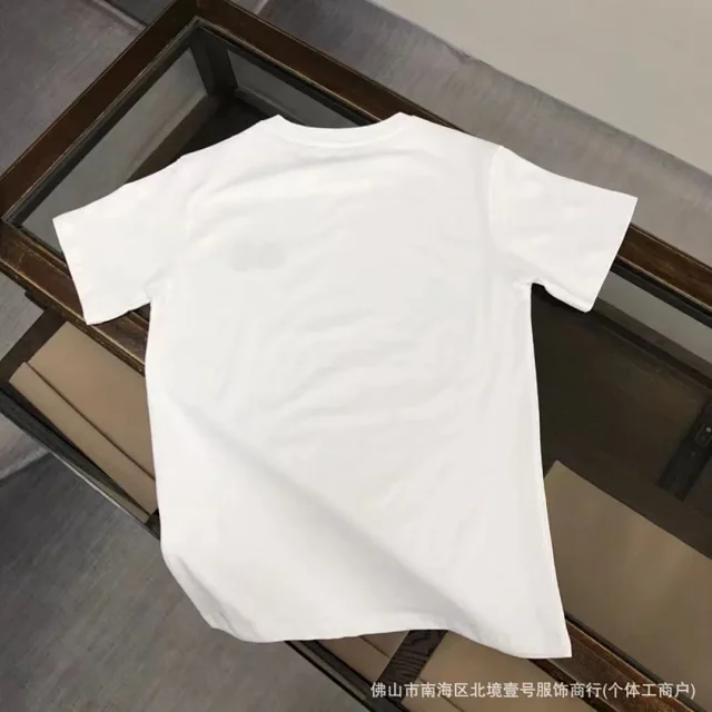 Moncler T-Shirts Logo-Print Crewneck T-Shirt product detail image 26