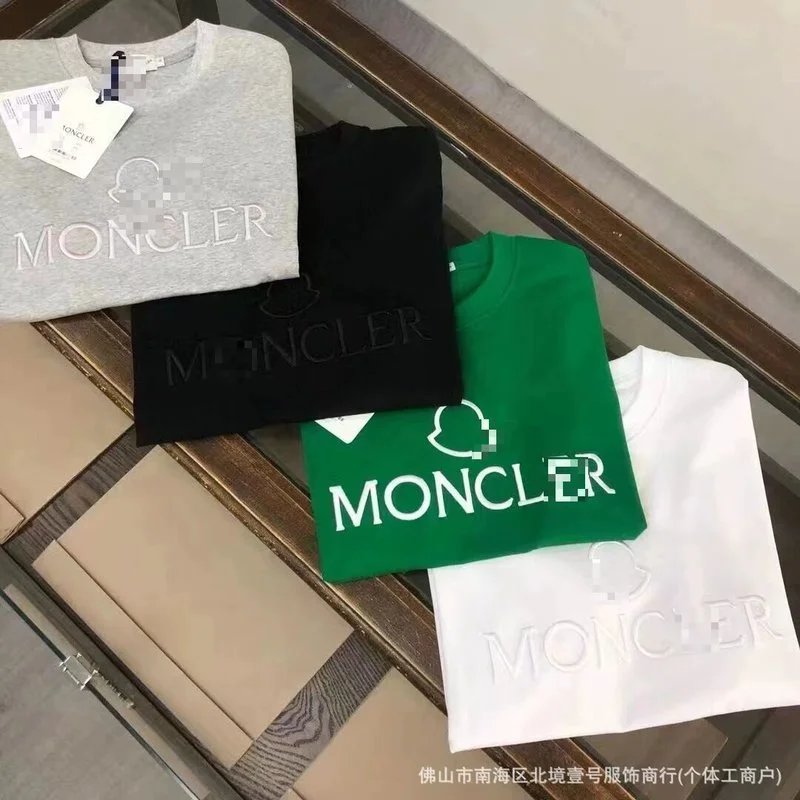 Moncler T-Shirts Logo-Print Crewneck T-Shirt image 2