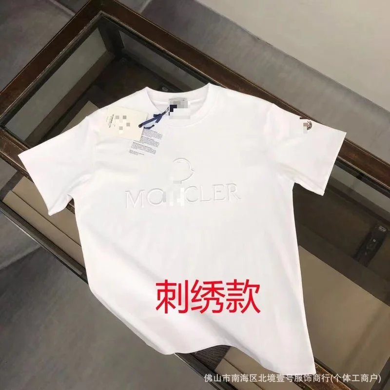 Moncler T-Shirts Logo-Print Crewneck T-Shirt — White middle cap