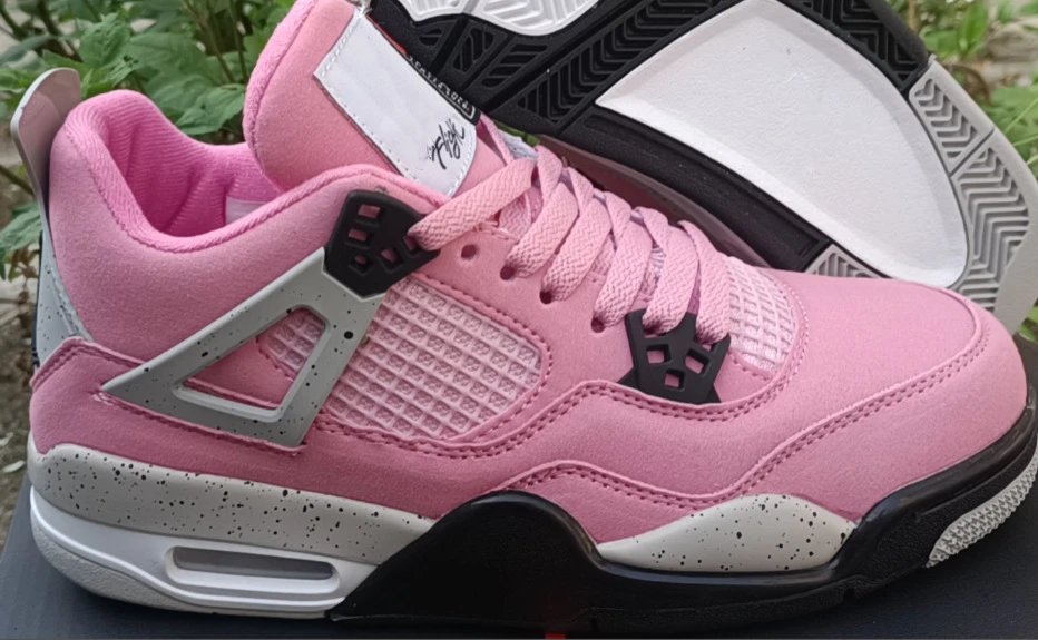 AJ4 - Valentine's Day I