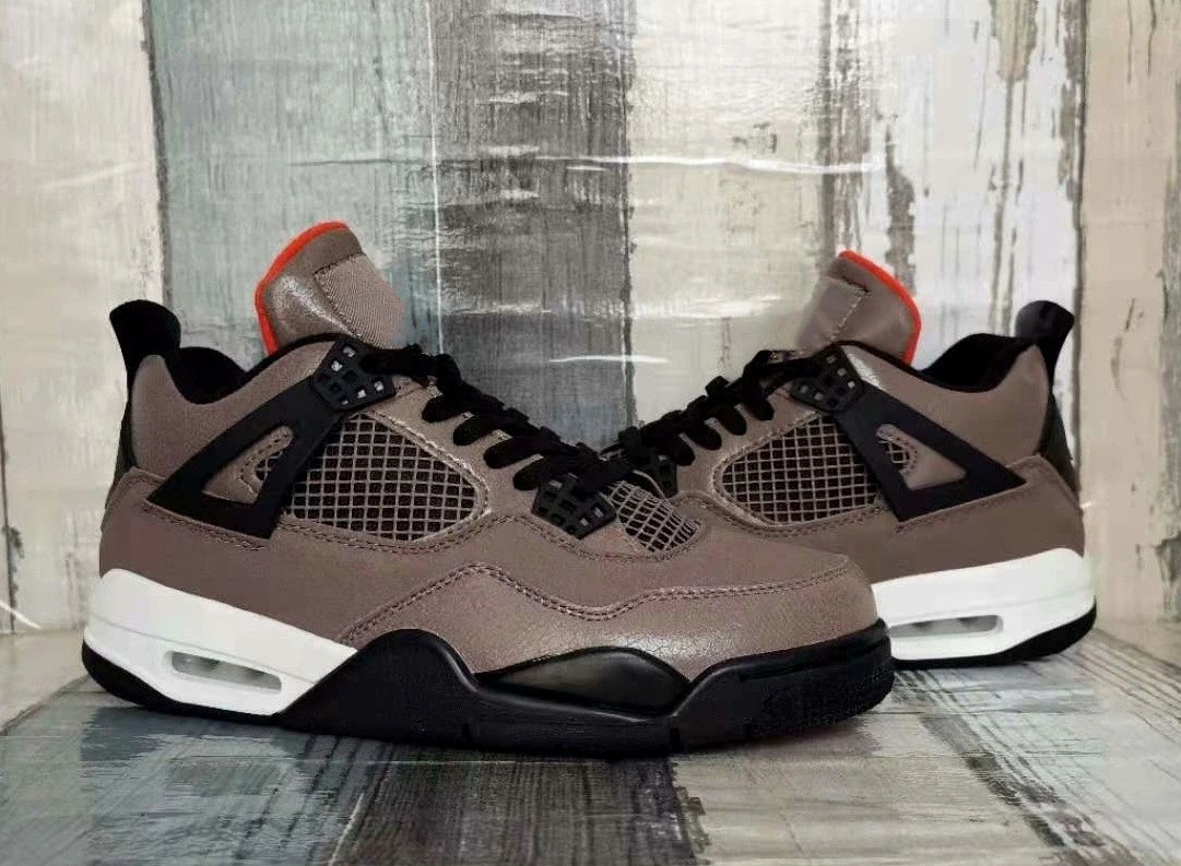 AJ4 - Mocha