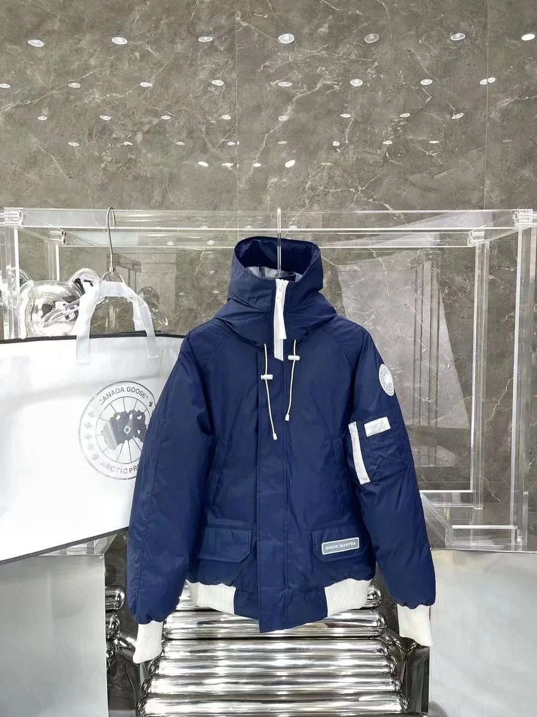Y26M9 Winter Classic Versatile Down Jacket 018