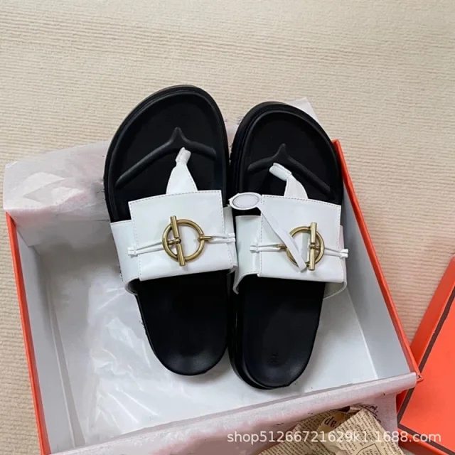 Unbranded Slippers Thong with Metal Turn-Lock Buckle product detail image 35