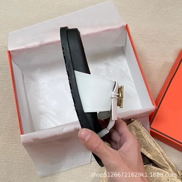 Unbranded Slippers Thong with Metal Turn-Lock Buckle product detail image 36