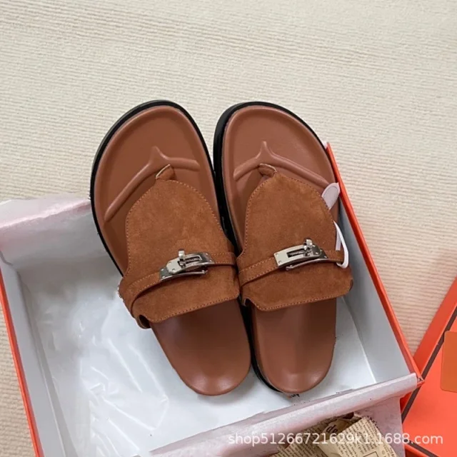 Unbranded Slippers Thong with Metal Turn-Lock Buckle product detail image 11