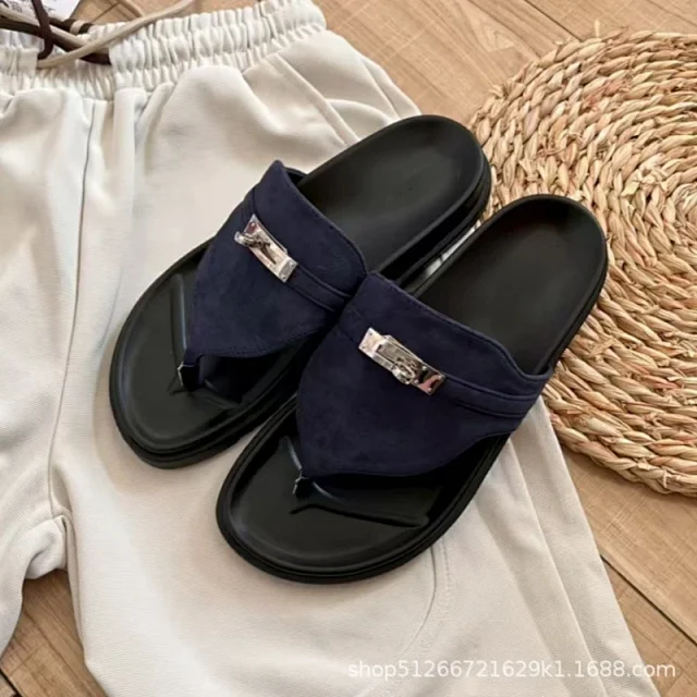 Unbranded Slippers Thong with Metal Turn-Lock Buckle product detail image 16