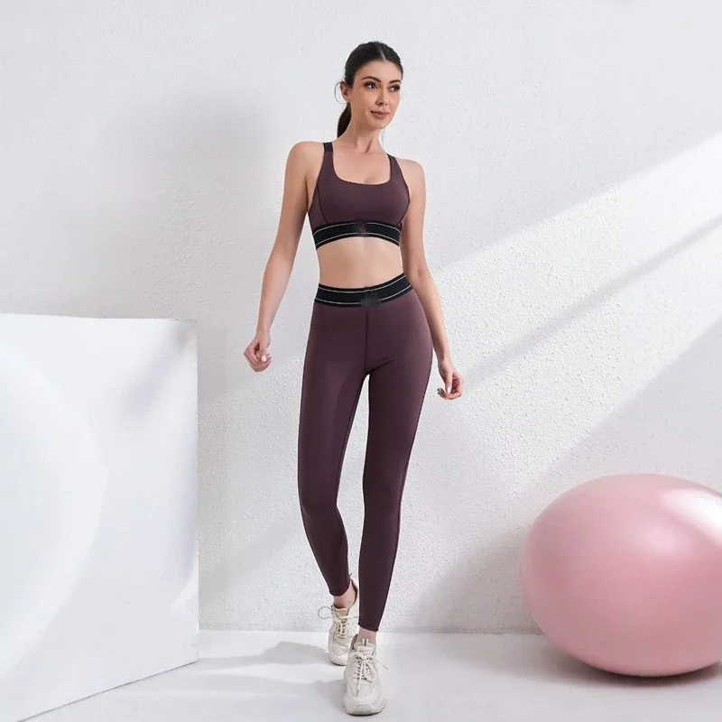 Contrast Webbing Sports Bra & Leggings Set