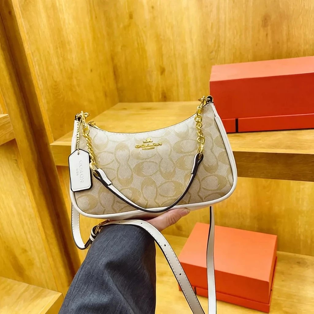 Coach Teri CV933 - rep Coach