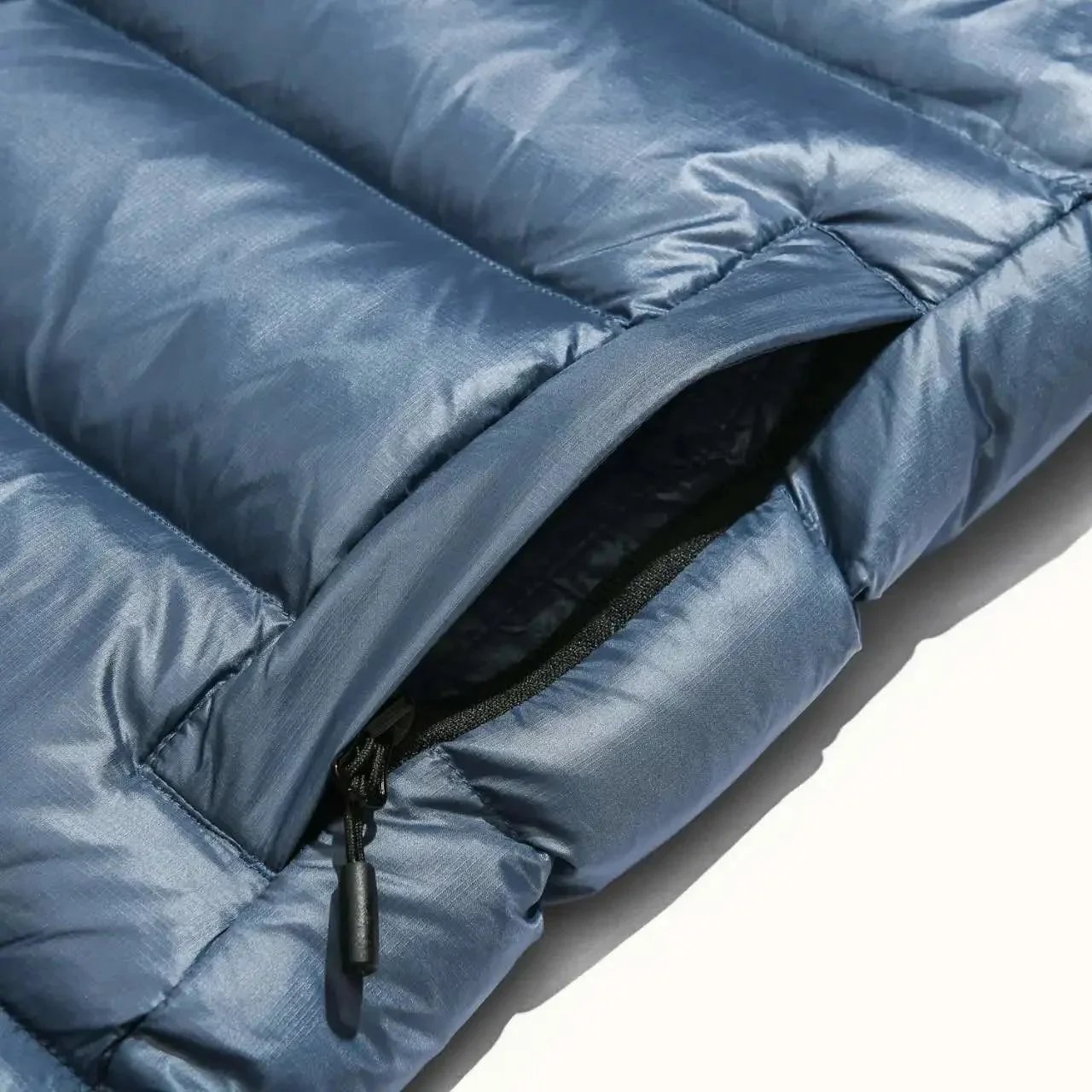 Comfortable and versatile down jackets 015 8