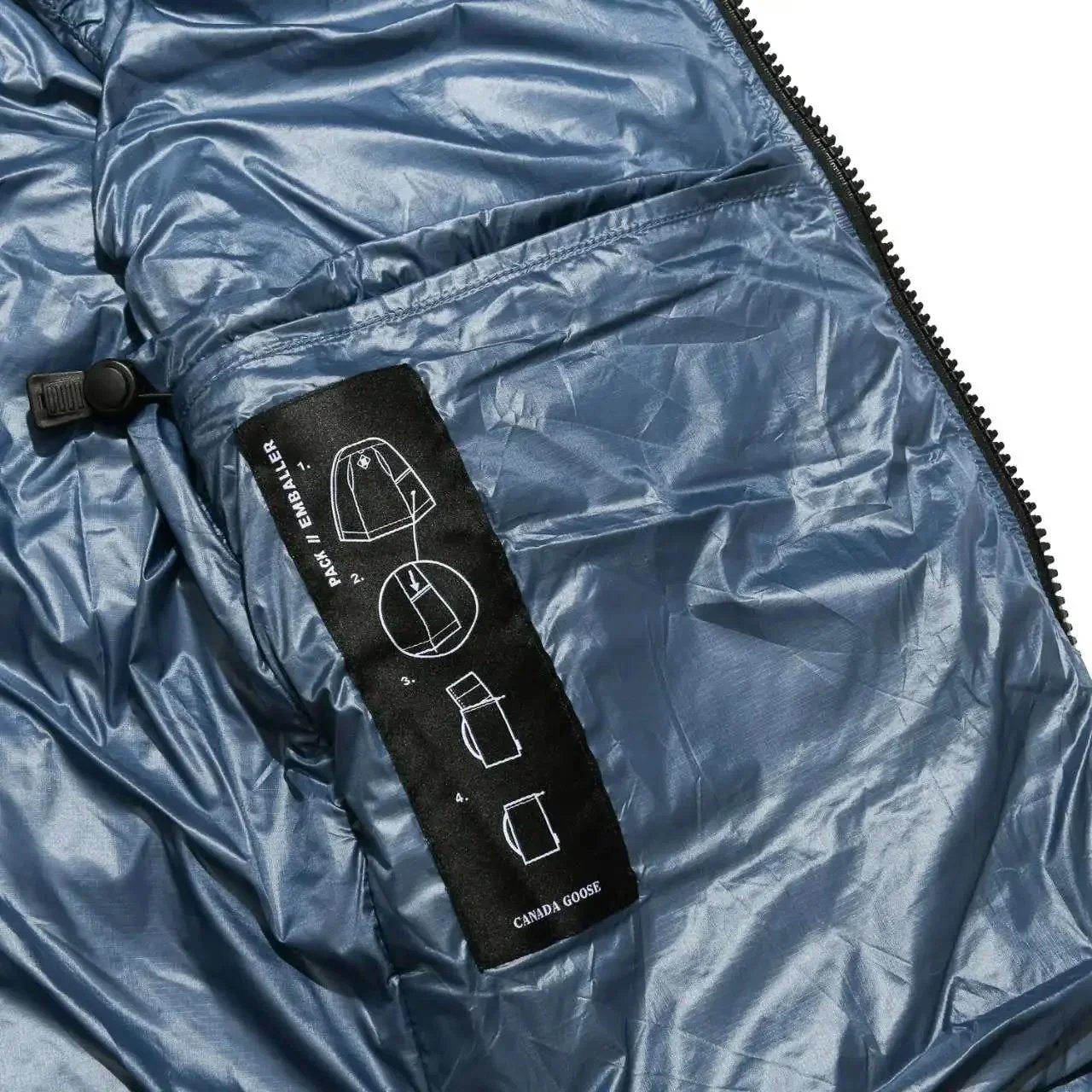 Comfortable and versatile down jackets 015 9