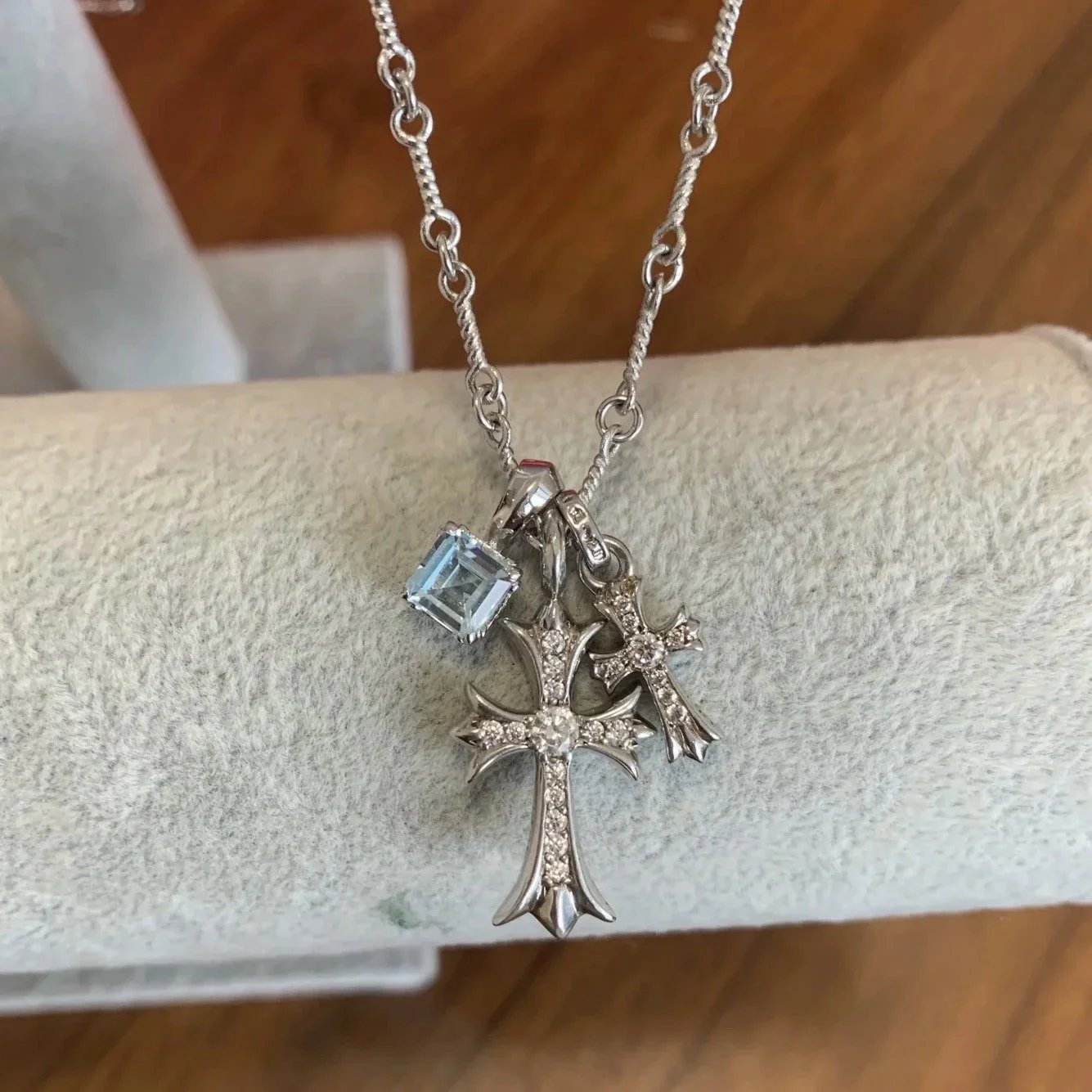 Chrome Hearts Cross Pendant Necklace Silver - 18