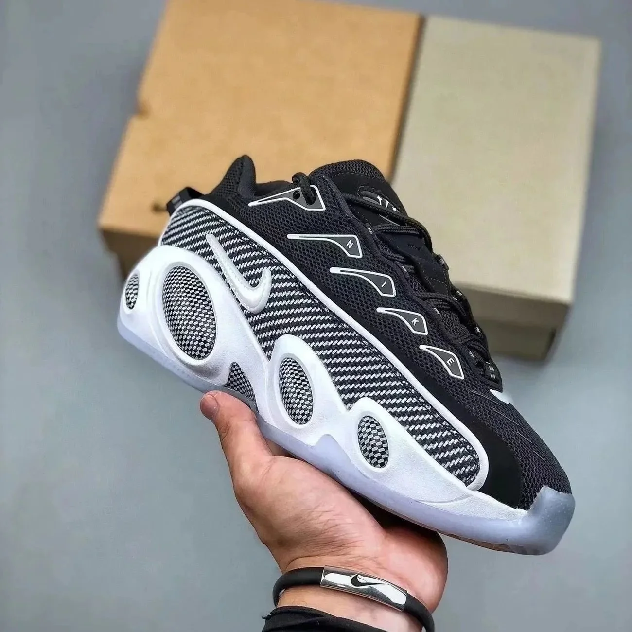 Nike Zyweave Black S