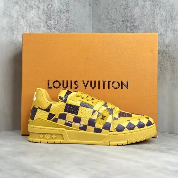 Louis Vuitton Archlight White and Gray Sneakers - 9