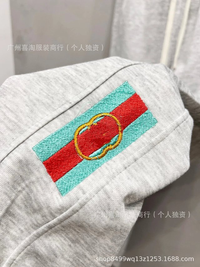 Gucci Pants: seller detail photo 14