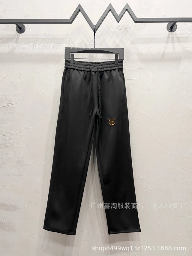 Gucci Pants: seller detail photo 2