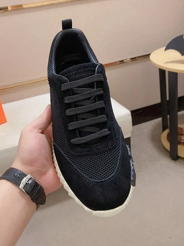 Unbranded Sneakers Low-top lace-up with ribbed sole and heel accent product detail image 15
