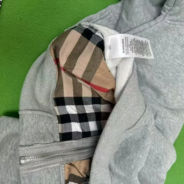 Burberry Hoodies & Sweatshirts Check-lined zip-up hoodie product detail image 5