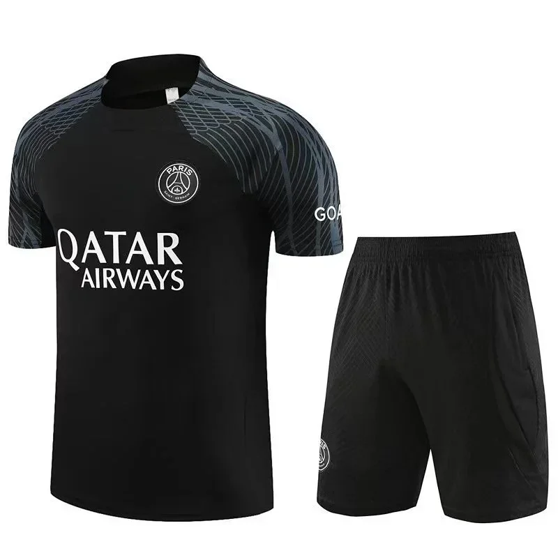 Short sleeved suit 1