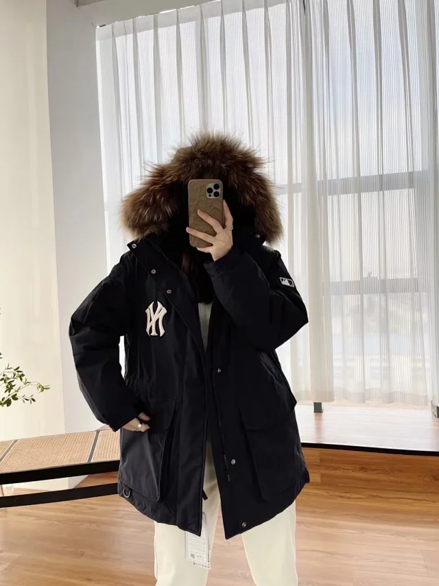 New York Yankees Down Jackets Fur-Trim Hooded Utility Jacket product detail image 10