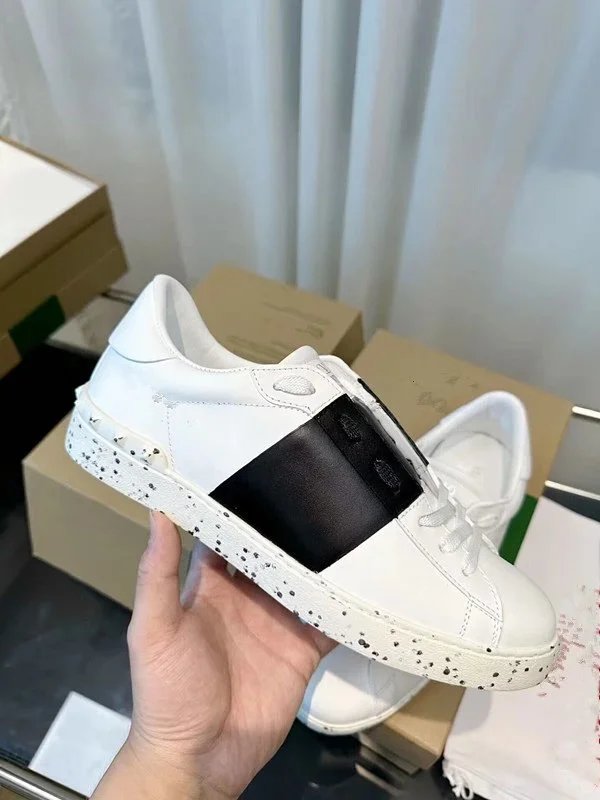Valentino Open Low White Black YS0830BLU