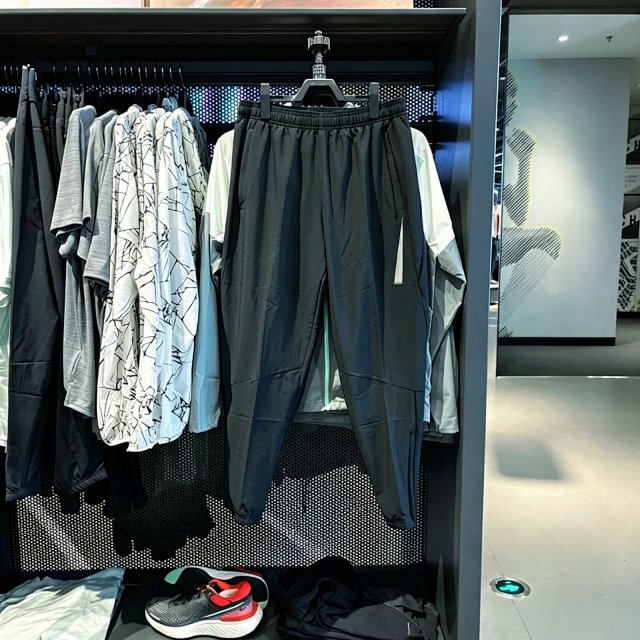 Nike Tracksuit: seller detail photo 3