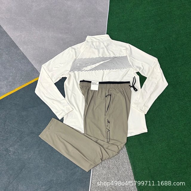 Nike Tracksuit: seller detail photo 6