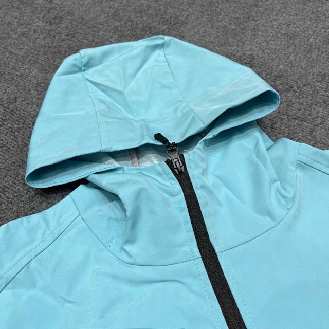 Mertra Jacket: seller detail photo 6