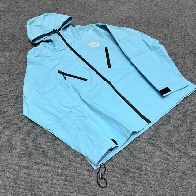 Mertra Jacket: seller detail photo 3