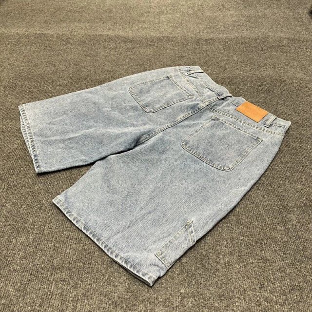 Syna World Shorts: seller detail photo 4