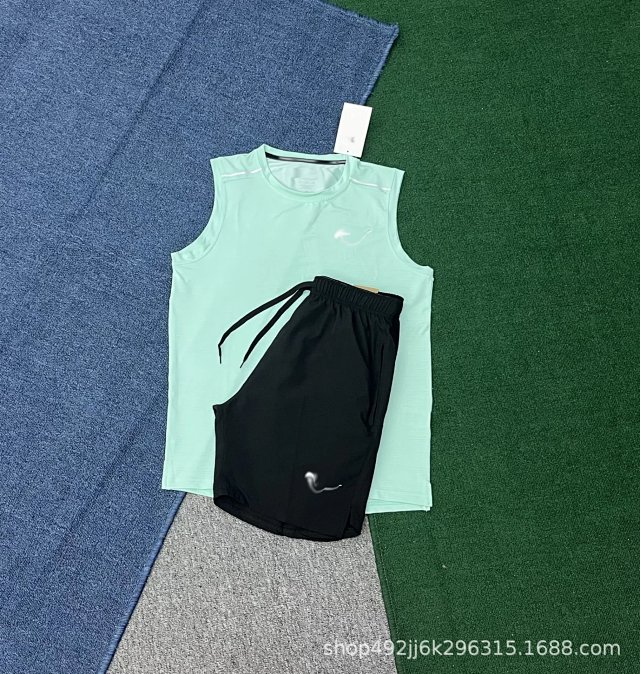 Nike Miler Vest 1.0 Set: seller detail photo 5