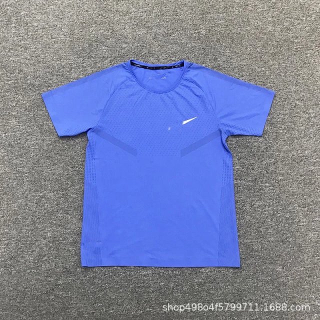 Nike sports T-shirt: seller detail photo 9