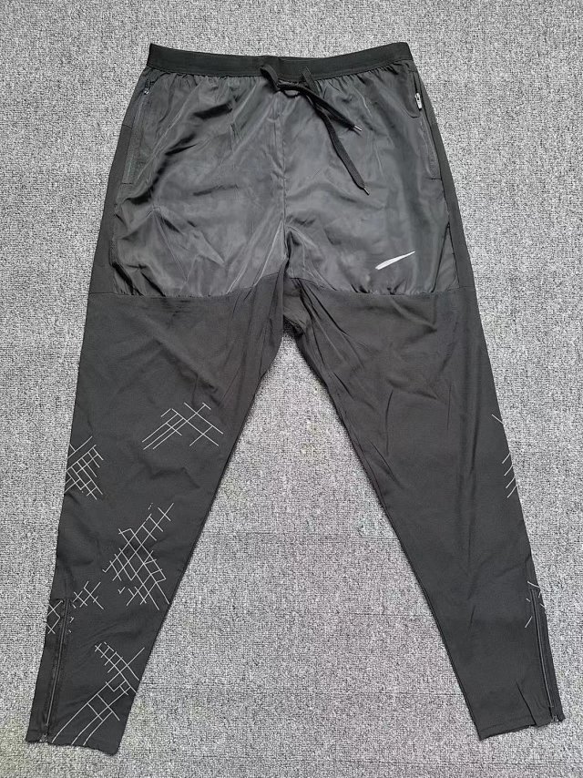 Nike Tracksuit: seller detail photo 3