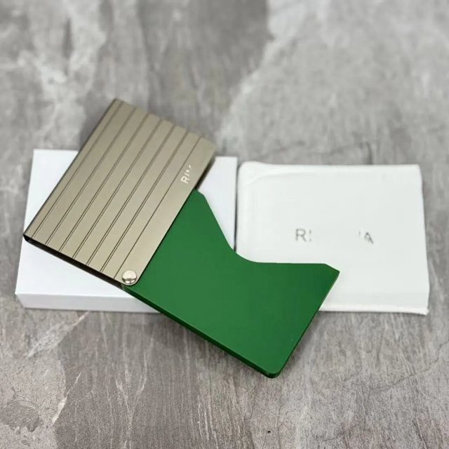 Rimowa Aluminium Wallet: seller detail photo 7