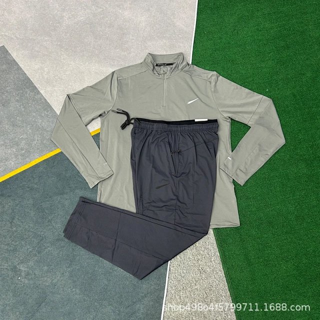 Nike Tracksuit: seller detail photo 9