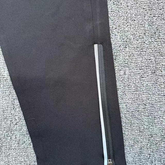 Nike Sweatpants: seller detail photo 12