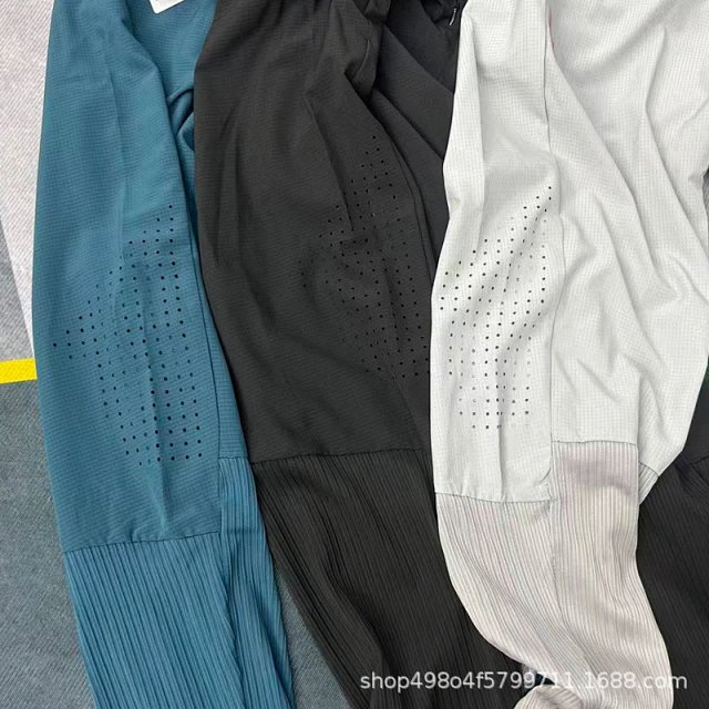 Nike Sweatpants: seller detail photo 7