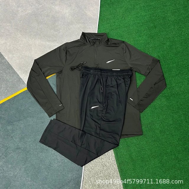 Nike Tracksuit: seller detail photo 12