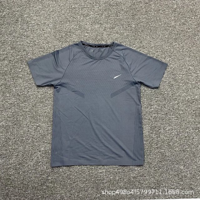 Nike sports T-shirt: seller detail photo 10