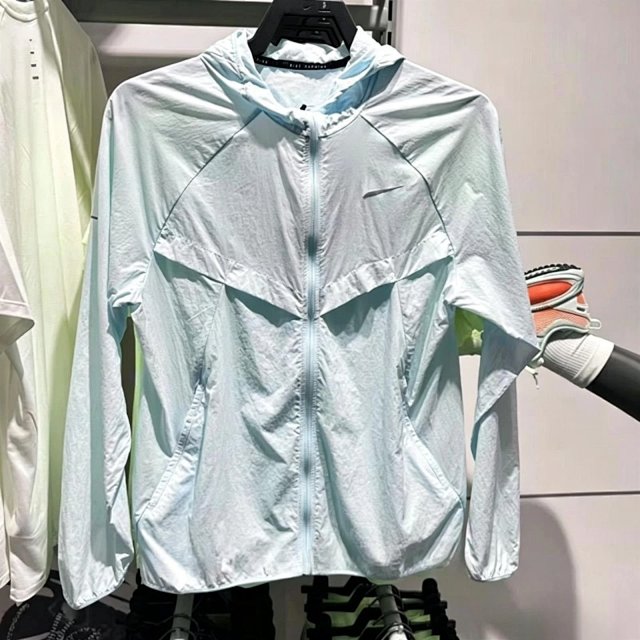 Nike Stride Repel UV Jacket: seller detail photo 3