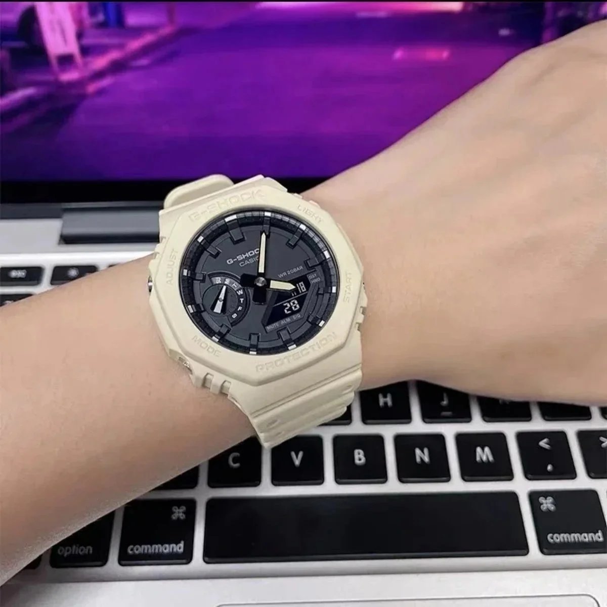 beige