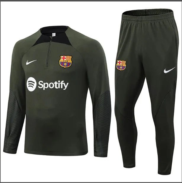 2324 Barcelona Green